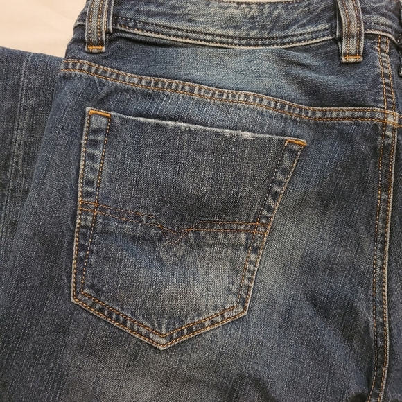 Diesel Jeans Men's 33 X 29 Blue Viker Button Fly Straight Leg Distressed Denim - Picture 5 of 9